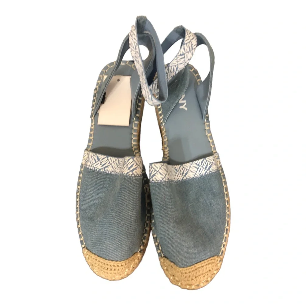 DKNY Melanie Blue chambray anklestrap cap toe platform espadrilles shoes size 10